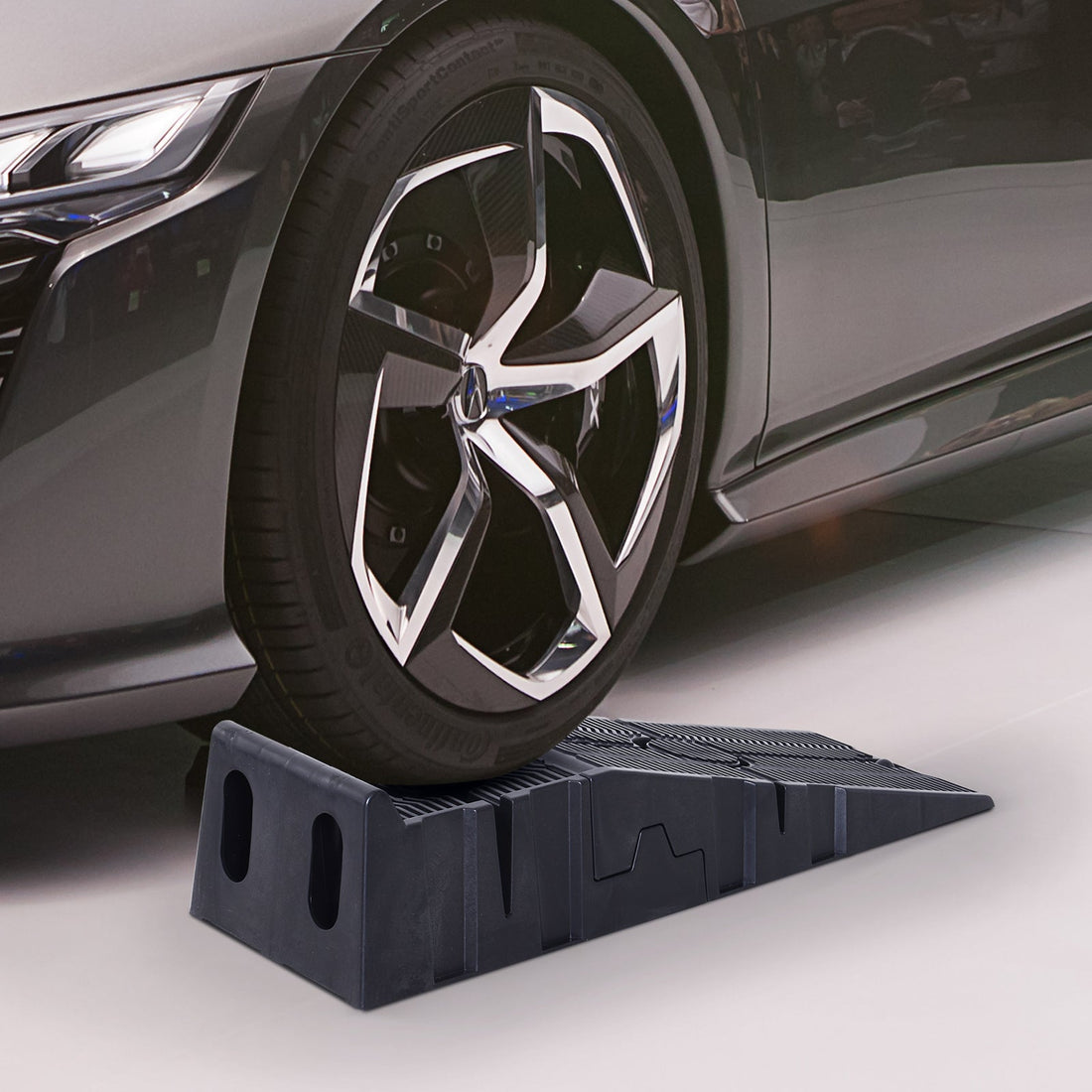 2 Pieces Car Ramps Heavy Duty 5 Ton Motorhome Levelling Ramps, Plastic Garage Workshop Car Lift, Portable Automotive Vehicle Campervan Car Ramp, Black